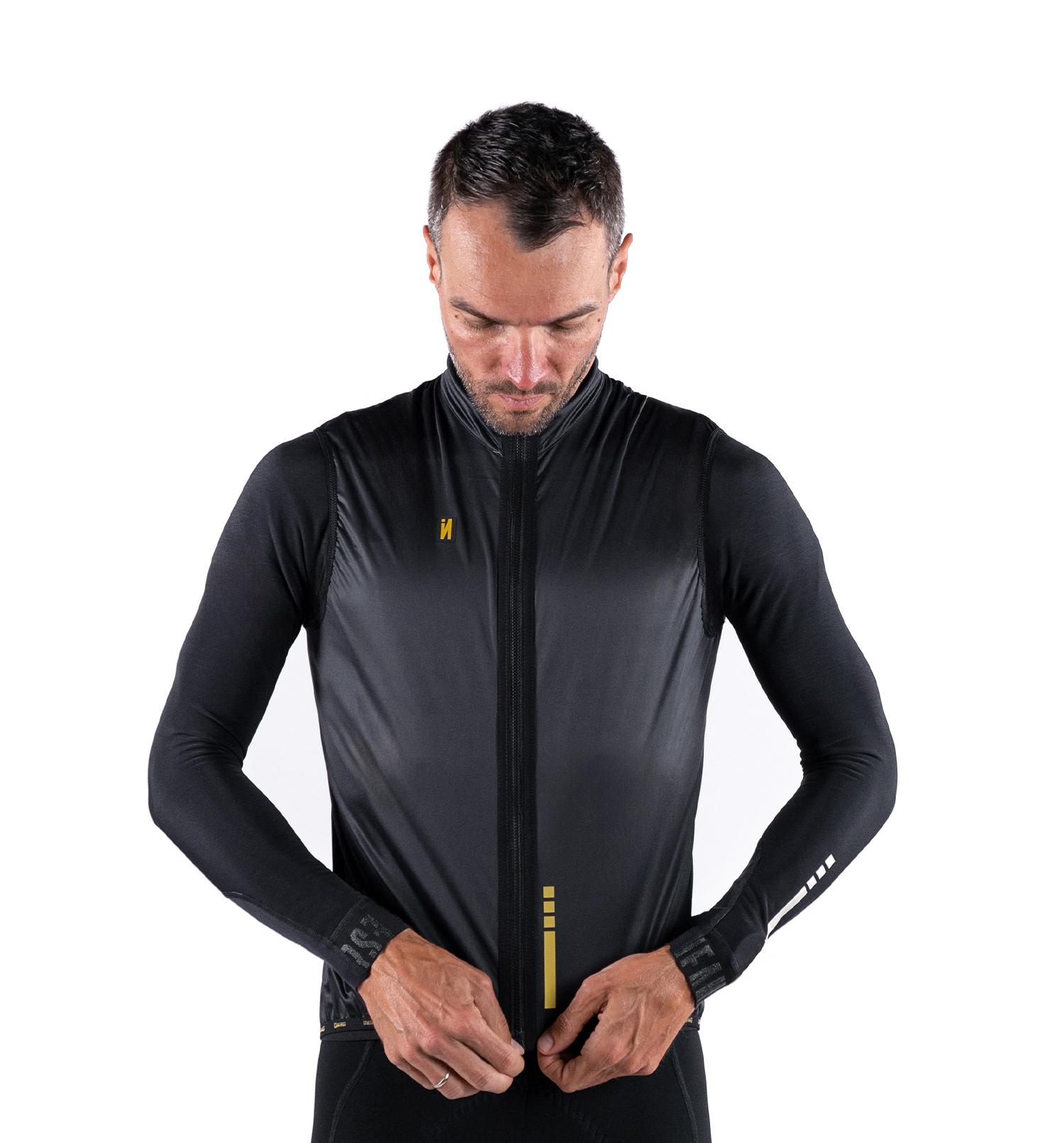 CHALECO-CICLISMO-REVERSIBLE-HOMBRE-STONEBLACK-3
