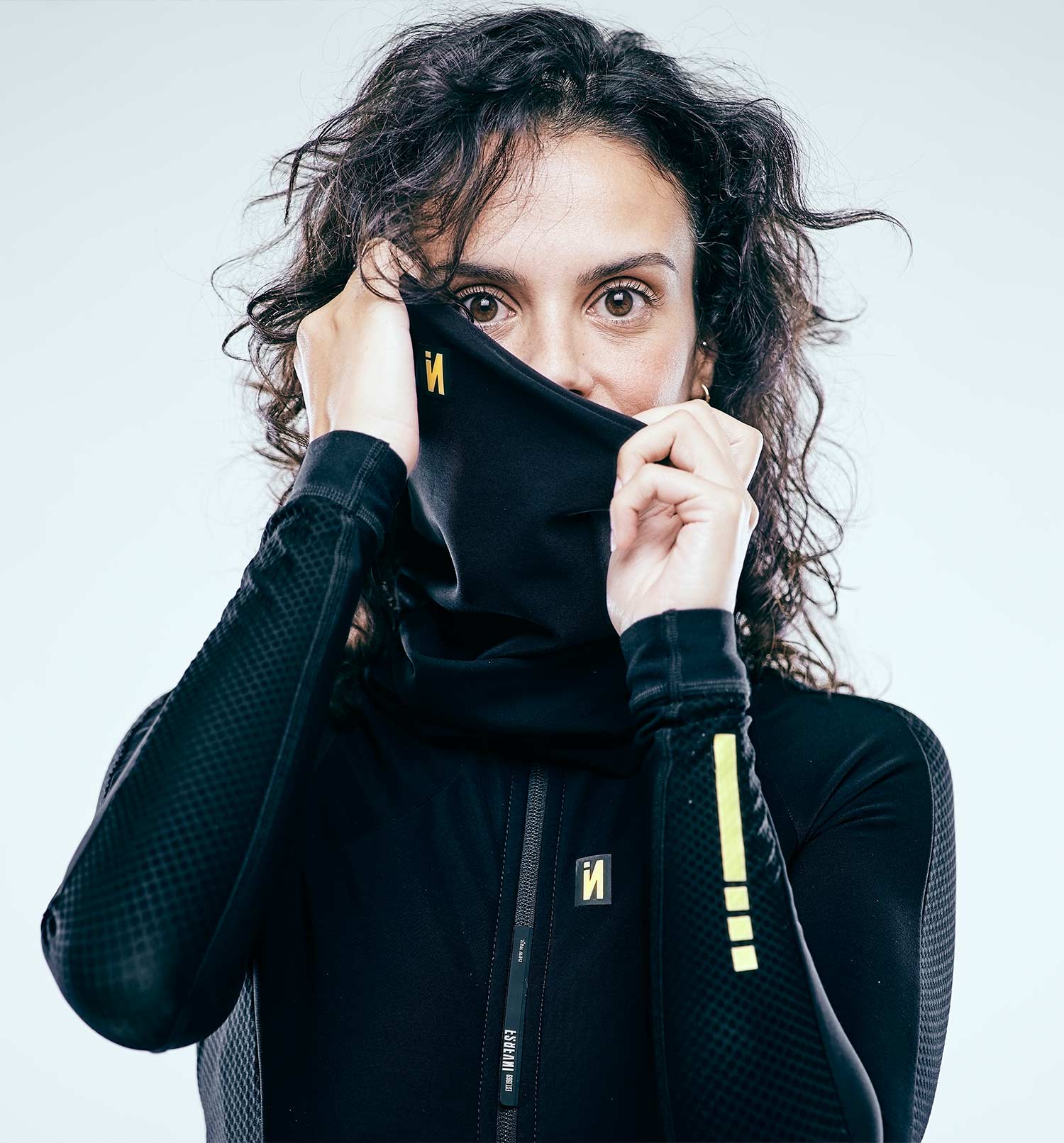 INVERSE-TUBULAR-PURE-EDERRA-BLACK-001